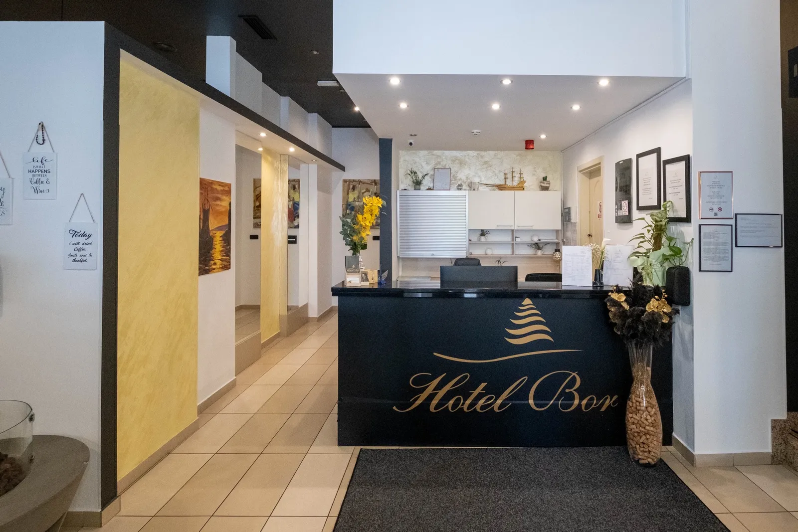 Recepcija Hotela Bor