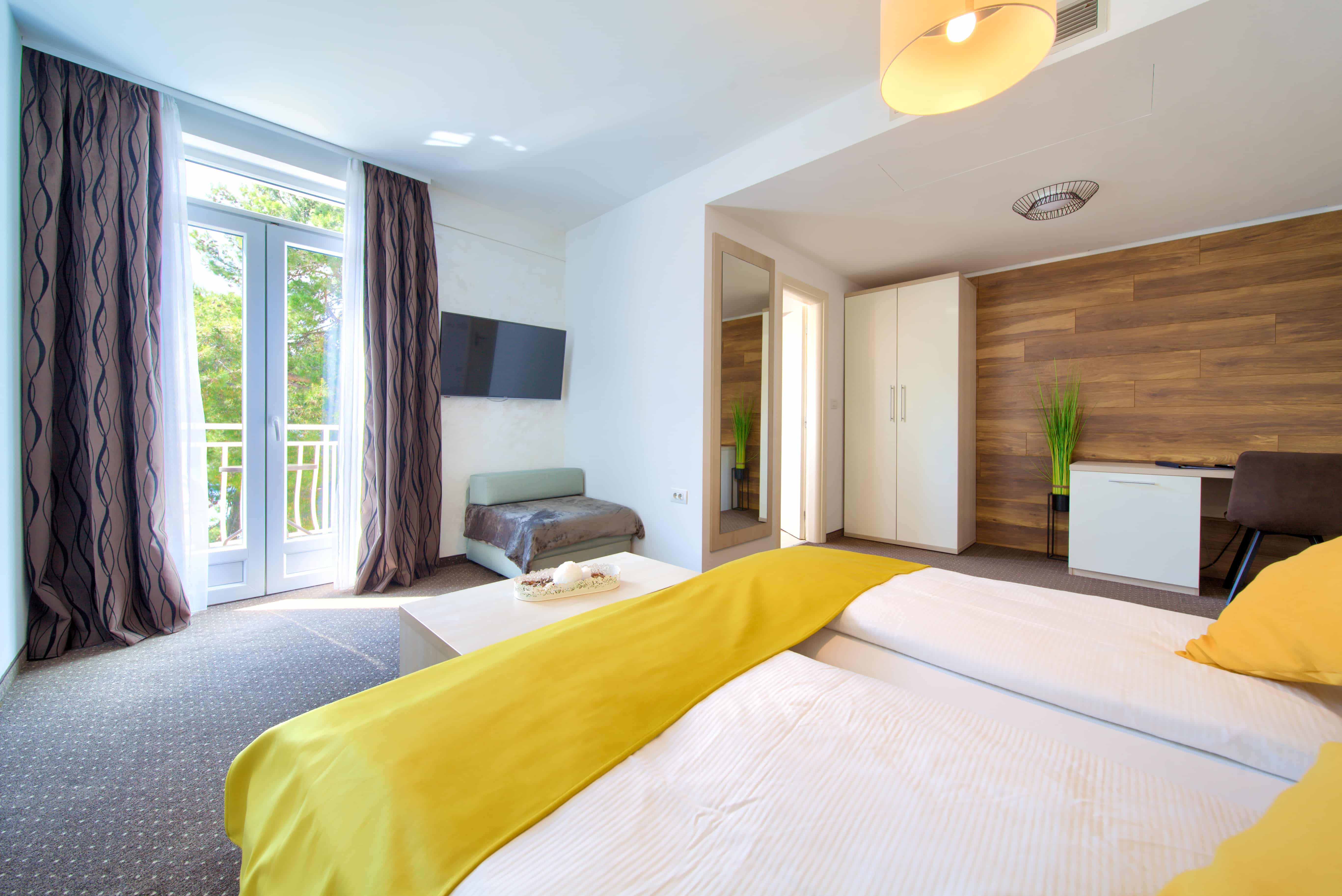 Standard Balcony | 212