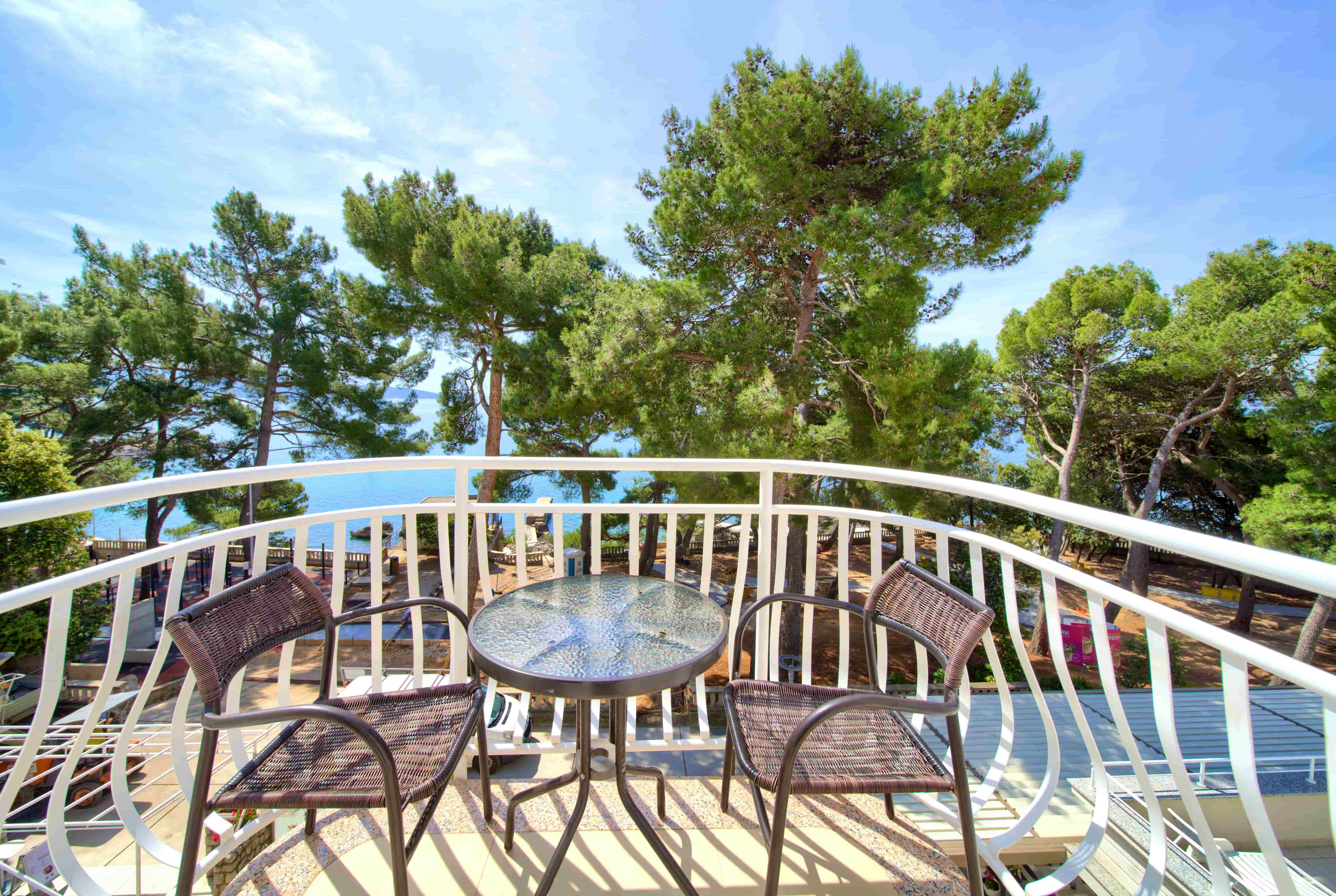 Standard Balcony | 212